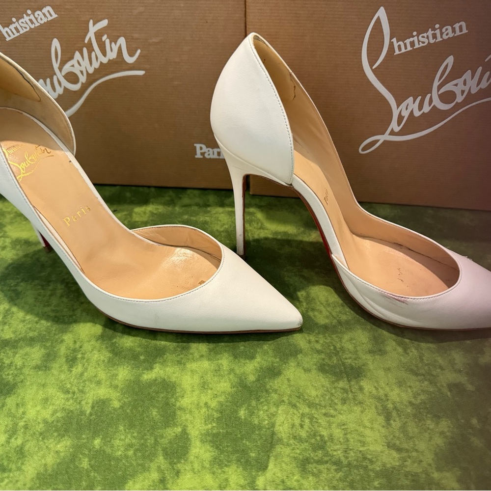 Iriza white heels 38 Euro 8 US